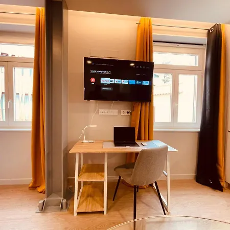 Living Executive Apartment