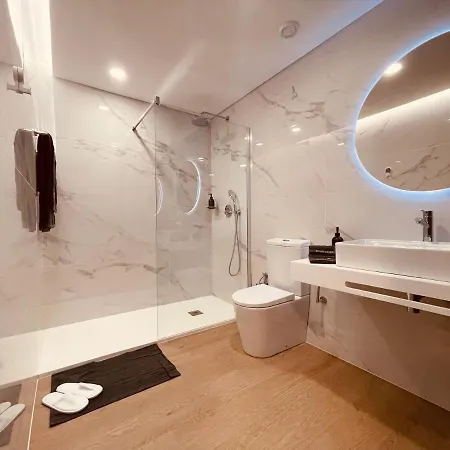 Living Executive Apartment