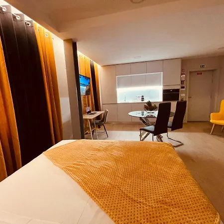 Living Executive Apartment