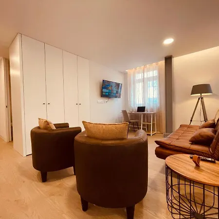 Living Executive Apartment