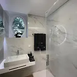 Living Executive *