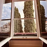 Living Executive شقة