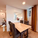 Living Executive Фуншал