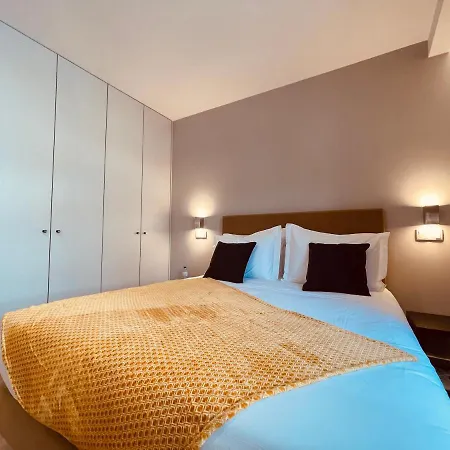 Living Executive * فونشال