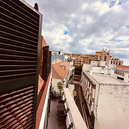 Living Executive * فونشال