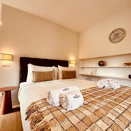 Living Executive 아파트