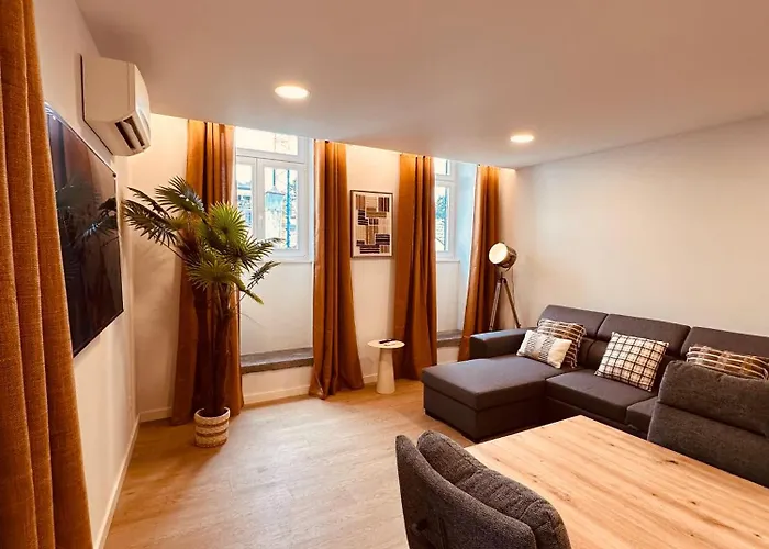 Living Executive Appartamento Funchal (Madeira)